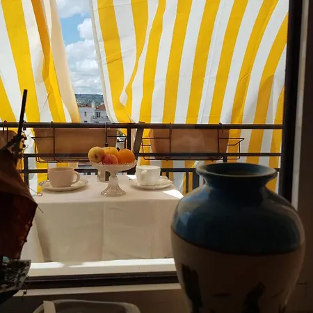 Bright With Terrace - Roland Garros *